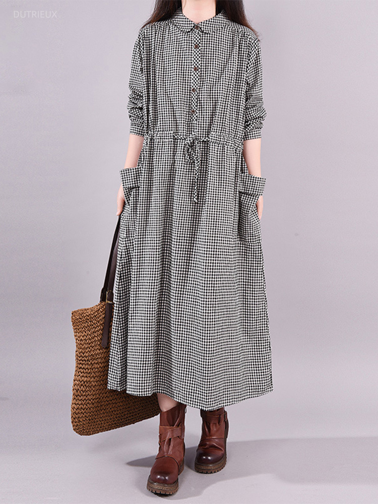 Winter Clothing Drawing - Mode vintage jurk geruite trekkoordzakken Peter